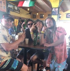 Meet your Posher, Aaron